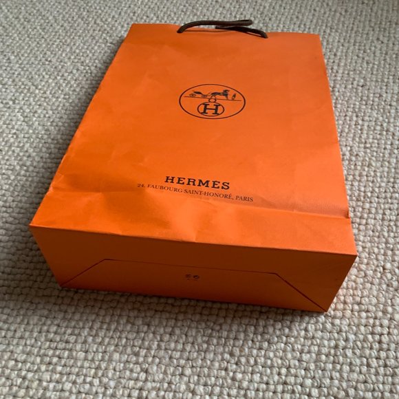 Authentic Hermes Shopping Bag - Picture 5 of 5